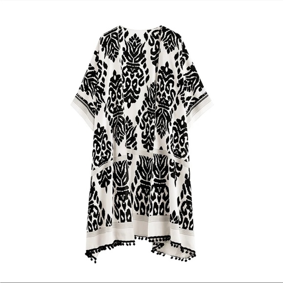🔥NEW🔥rayon printed kimono robe cover up tassels in BLAC 🖤Aztec tribal print - Picture 3 of 5